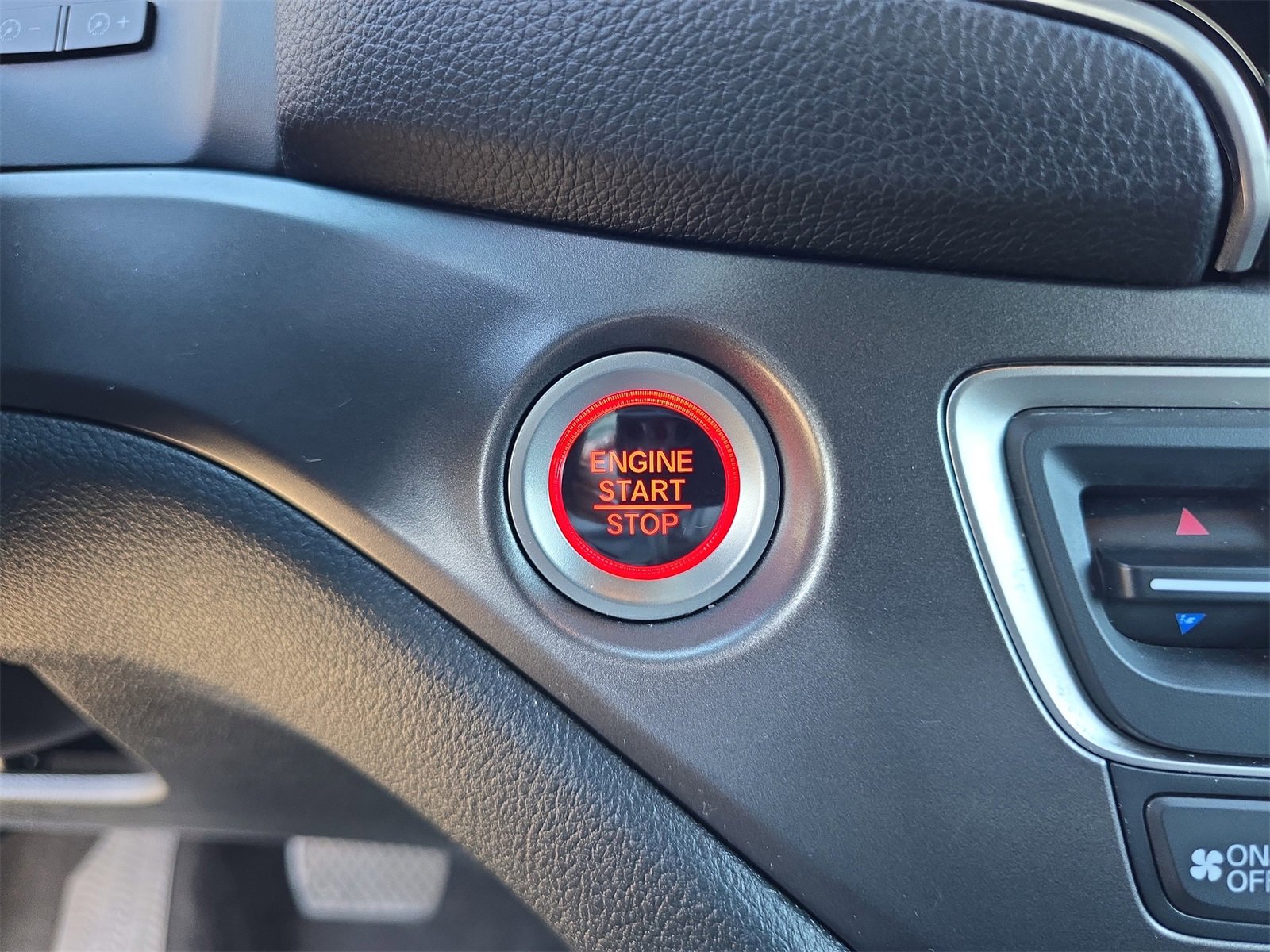 Used 2022 Honda Passport EX-L image 27