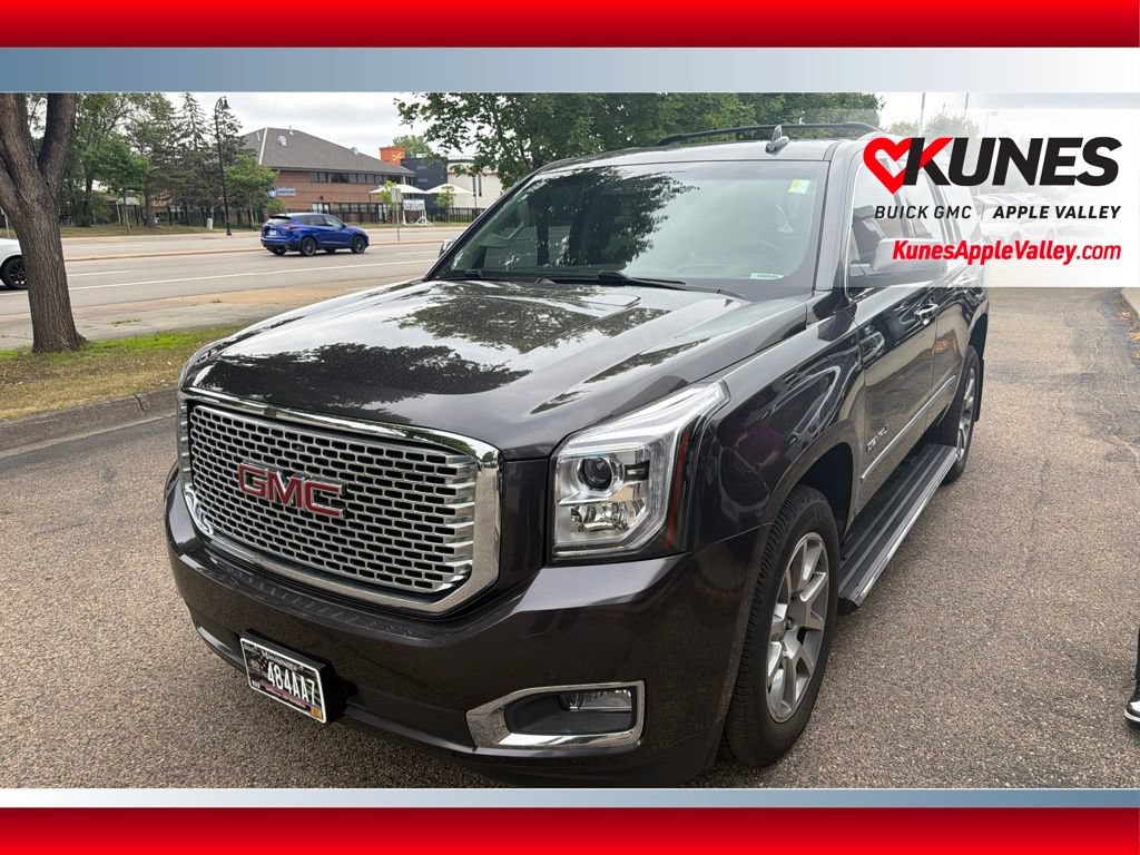 Used 2017 GMC Yukon Denali AWD/4WD image 1