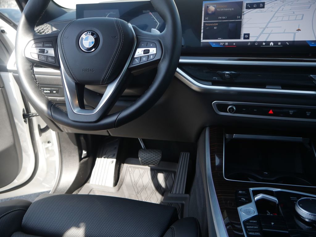 Used 2026 BMW X5 xDrive40i w/ Premium Package AWD/4WD image 30