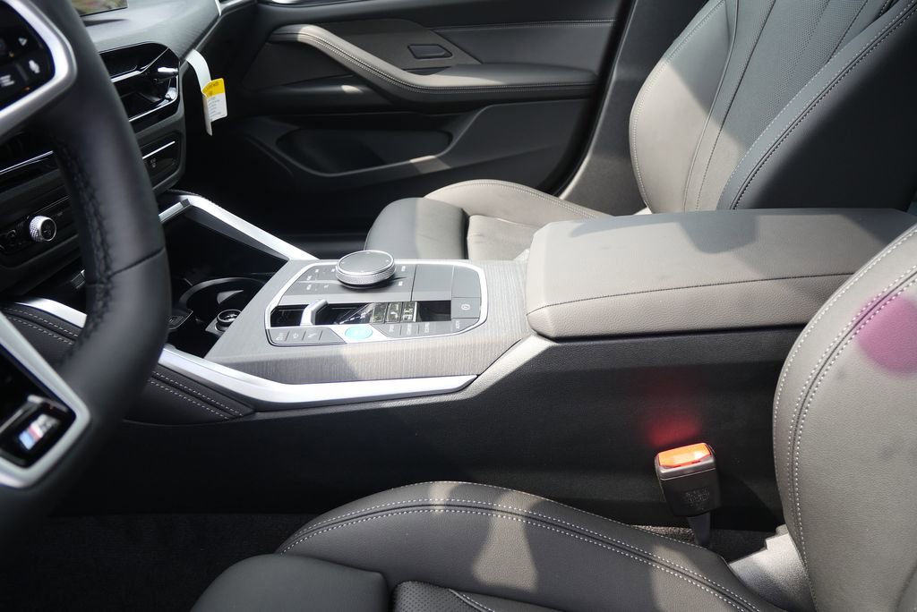 New 2025 BMW i4 eDrive40 w/ M Sport Package image 4