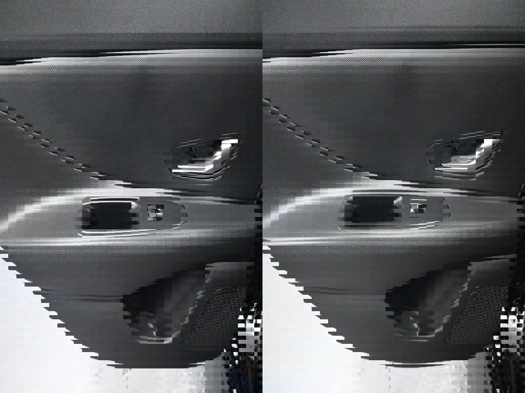 New 2026 Hyundai Elantra SE image 23