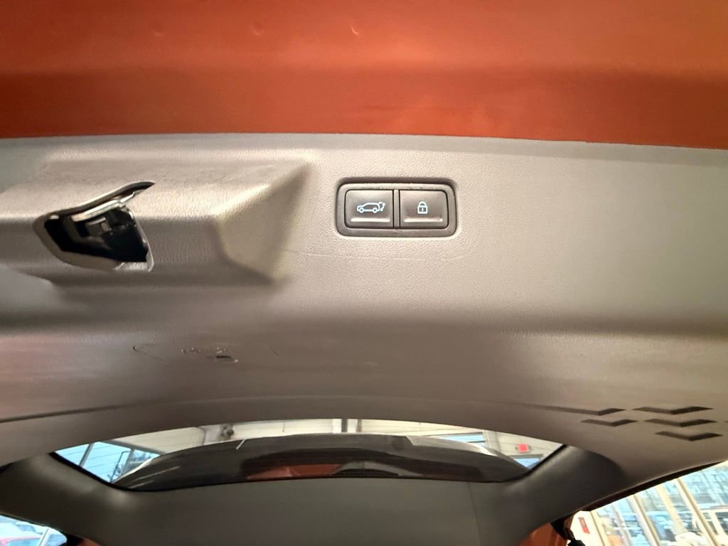 Used 2025 Hyundai Santa Fe Calligraphy image 14