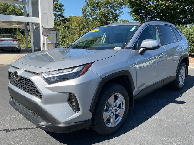 Used 2024 Toyota RAV4 XLE w/ Convenience Package FWD image 2