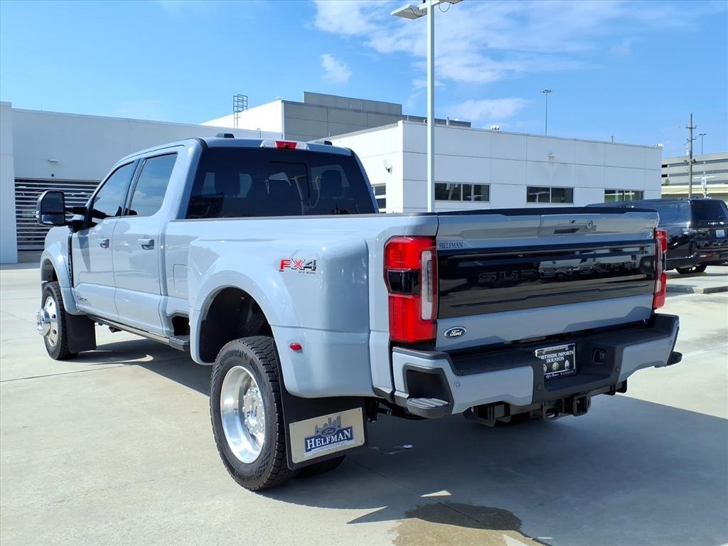 Used 2025 Ford F450 Platinum w/ FX4 Off-Road Package image 13