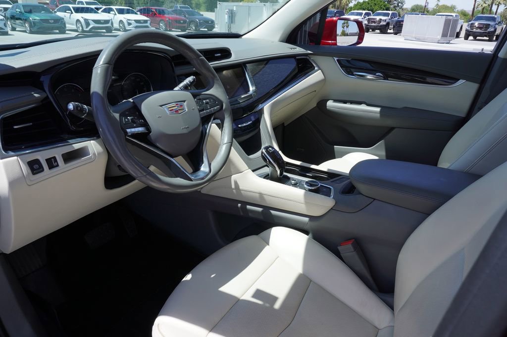Used 2020 Cadillac XT6 Premium Luxury FWD image 18