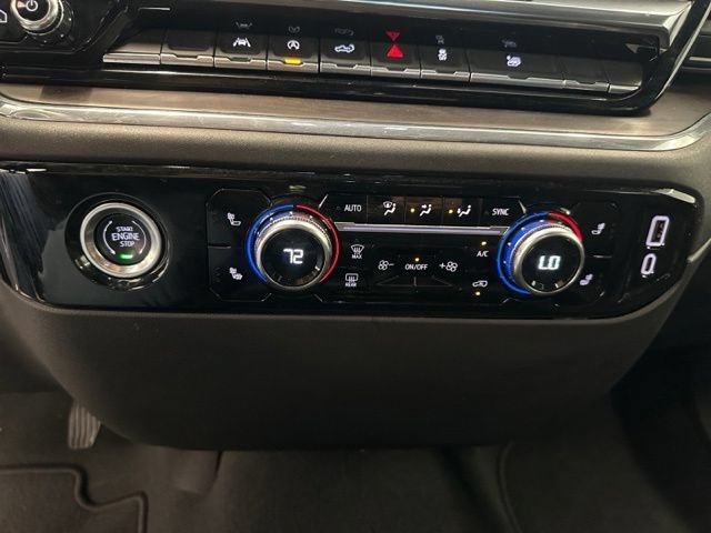 Used 2024 GMC Sierra 1500 SLT AWD/4WD image 32