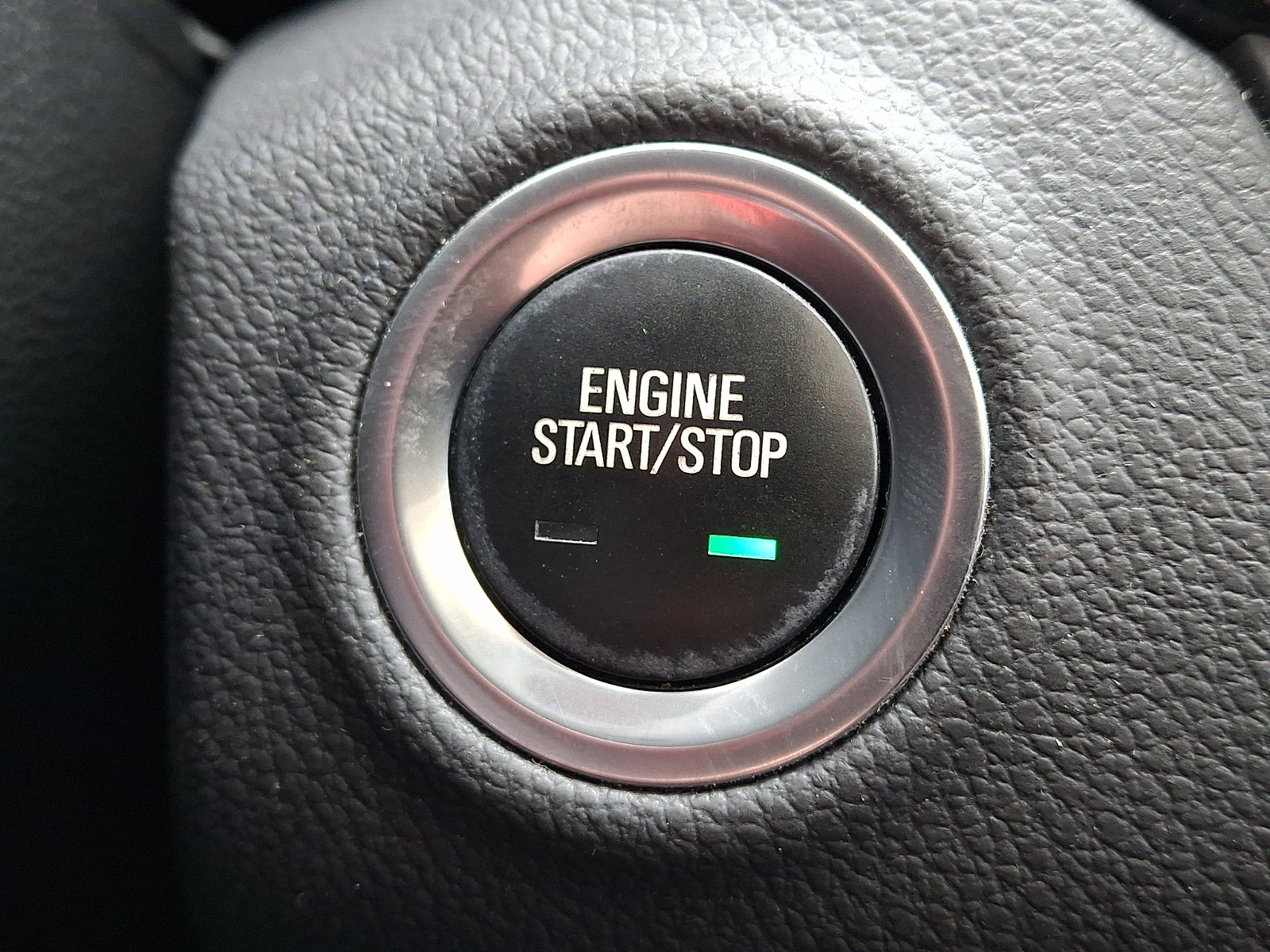 Used 2020 Buick Envision Essence image 22