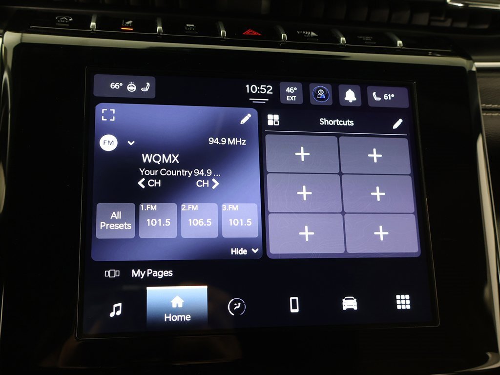 Used 2024 Jeep Grand Cherokee Altitude image 43