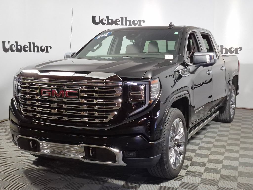 Certified 2023 GMC Sierra 1500 Denali w/ Denali Reserve Package AWD/4WD image 4