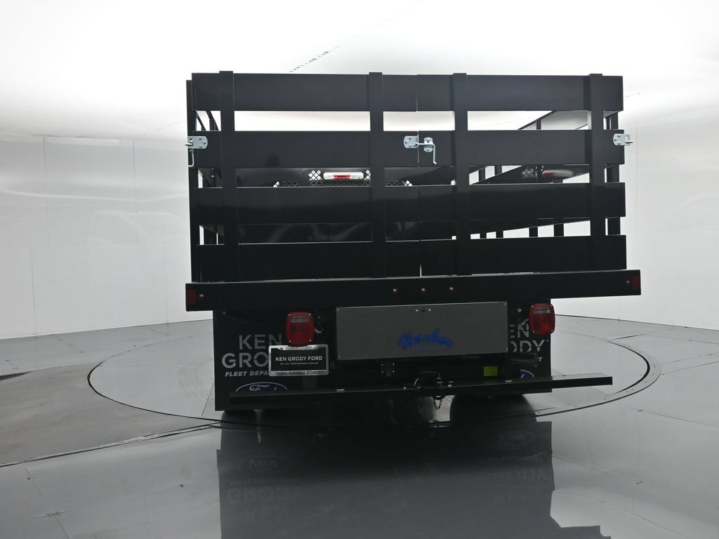 New 2026 Ford F350 XL w/ XL Chrome Package RWD image 13