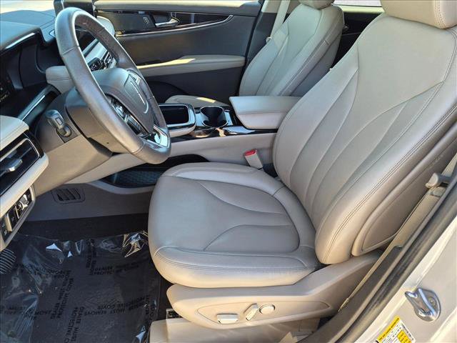 Used 2023 Lincoln Nautilus AWD image 15