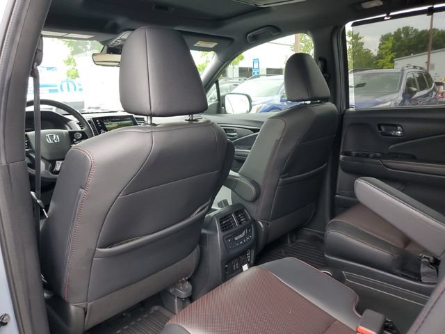 Used 2022 Honda Pilot Black Edition image 12