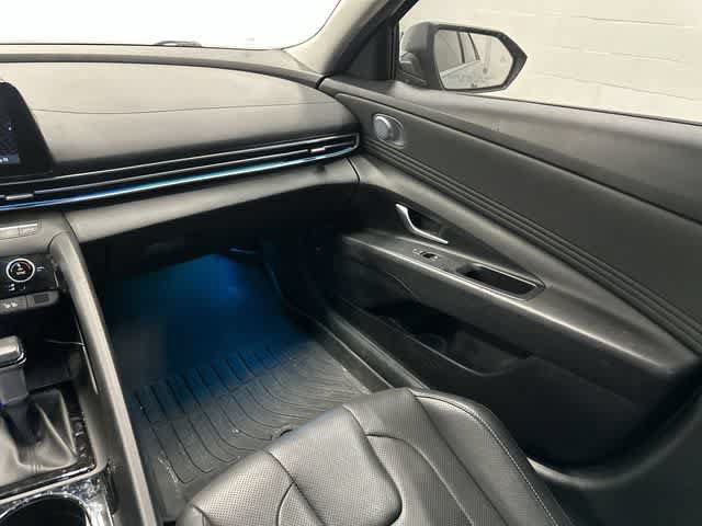 Used 2023 Hyundai Elantra Limited w/ Cargo Package FWD image 13