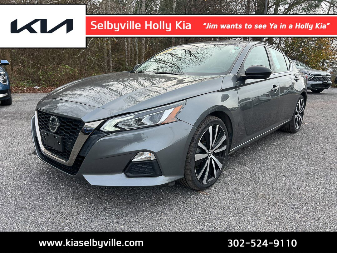 Used 2022 Nissan Altima 2.5 SR