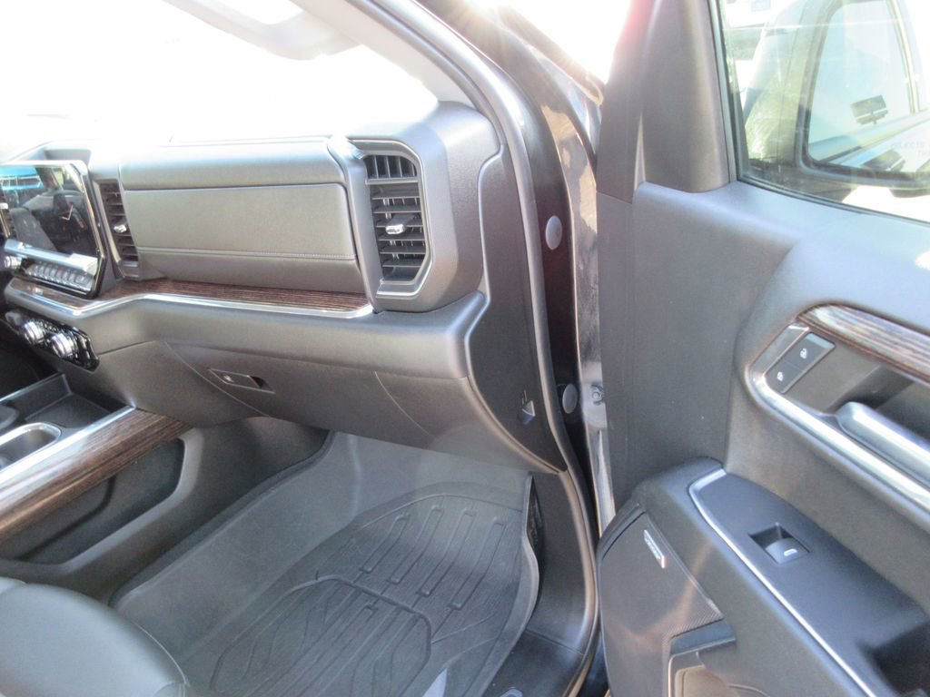 Certified 2024 GMC Sierra 1500 Elevation w/ Elevation Premium Package AWD/4WD image 21