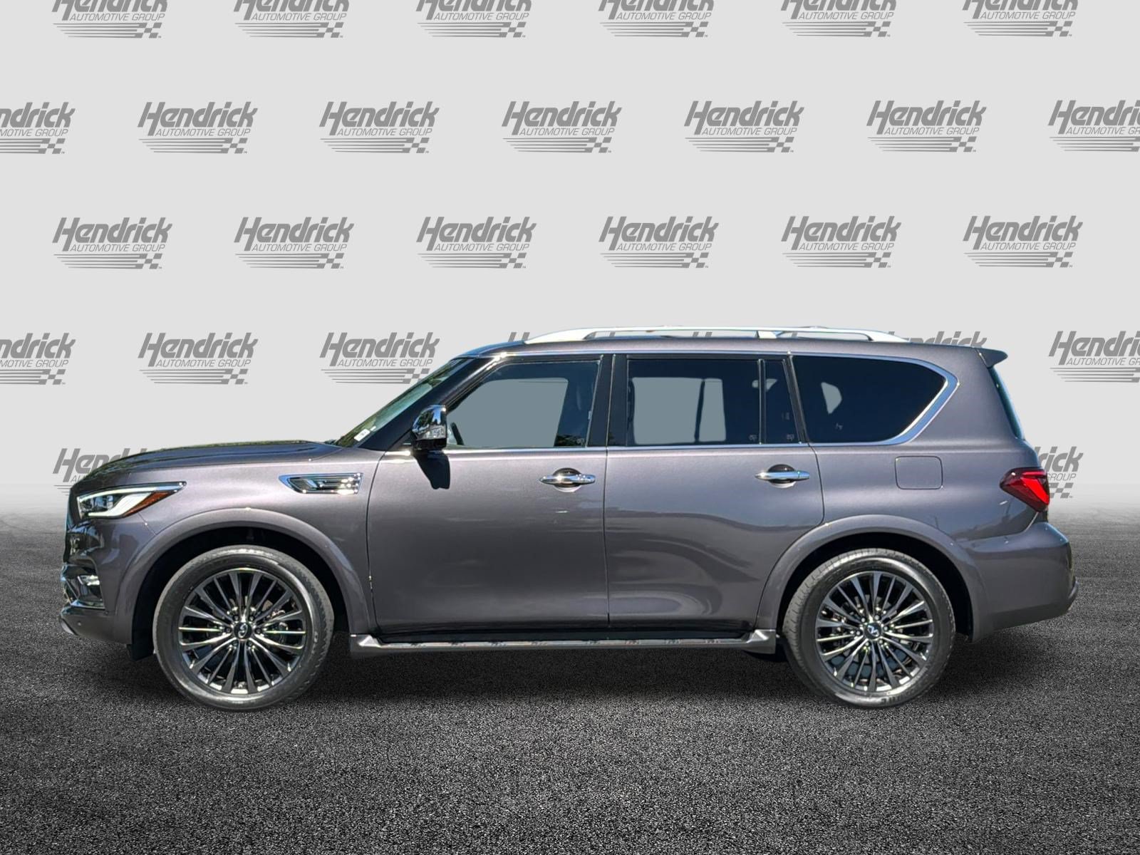 Used 2022 INFINITI QX80 Sensory w/ Cargo Package AWD/4WD image 8