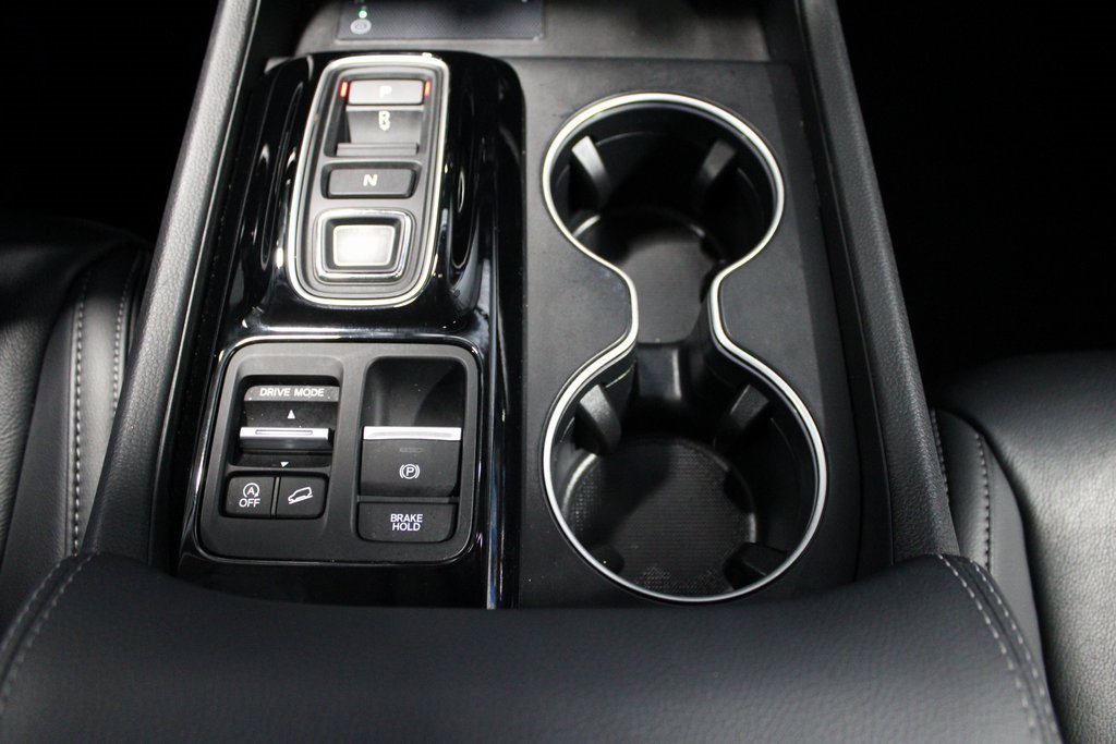 Used 2025 Honda Pilot Touring image 37