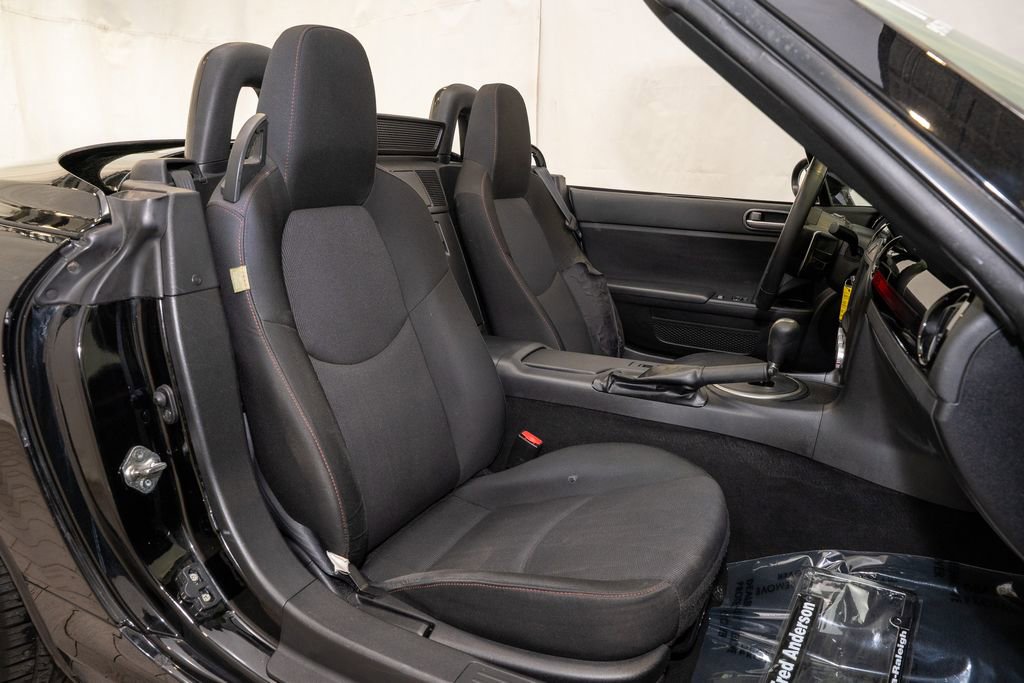 Used 2013 MAZDA MX-5 Miata Club image 8