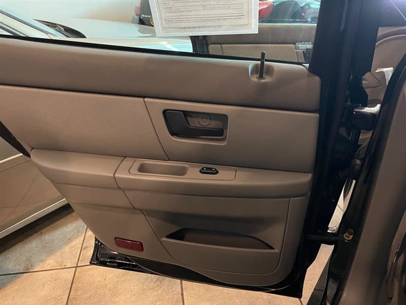 Used 2005 Mercury Sable LS FWD image 85