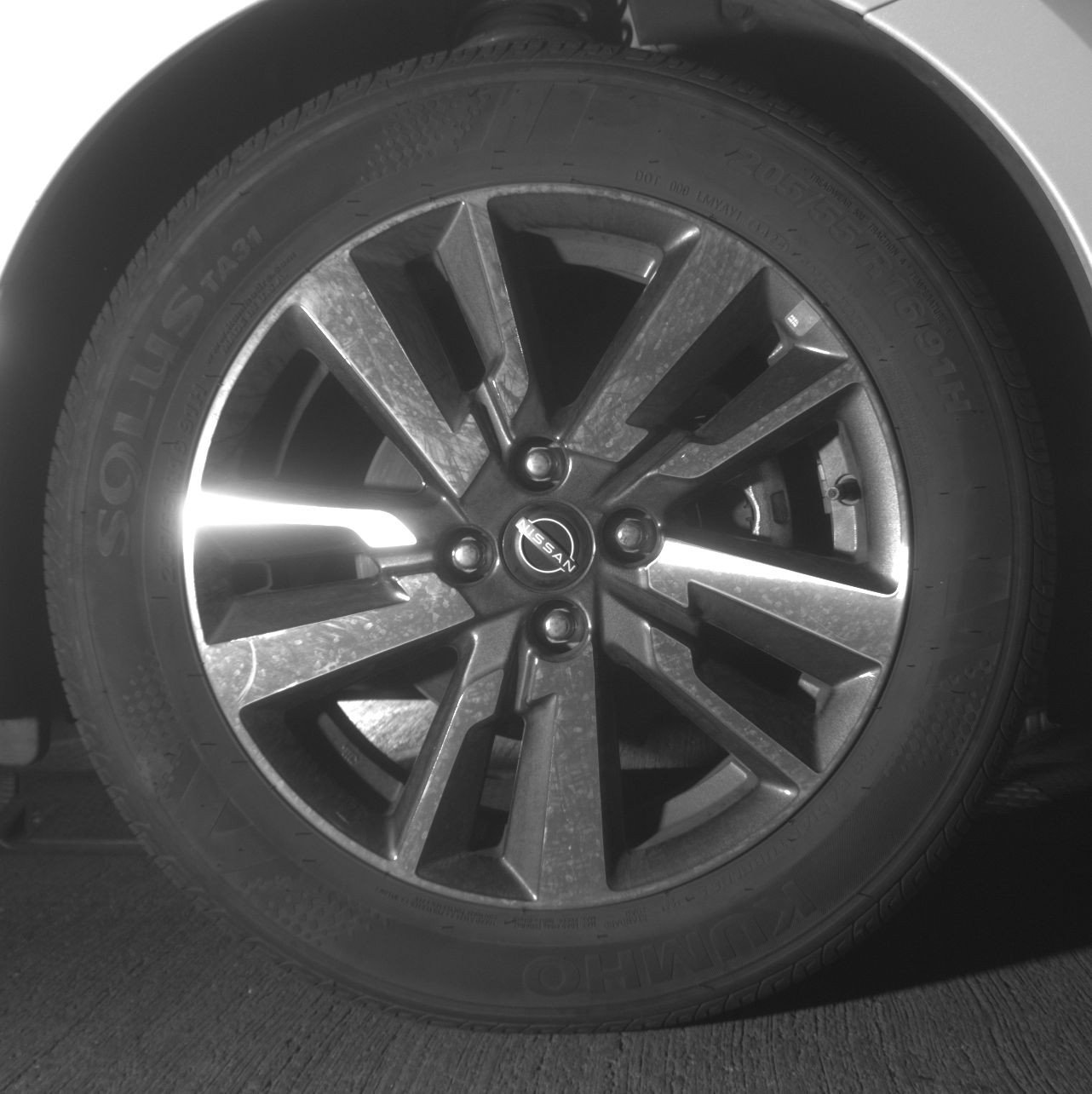 Used 2025 Nissan Versa SV image 13