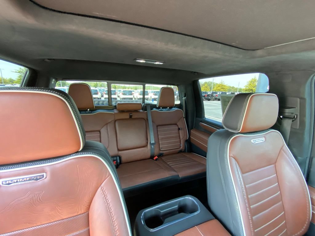Used 2025 GMC Sierra 2500 Denali Ultimate w/ Max Trailering Package AWD/4WD image 29
