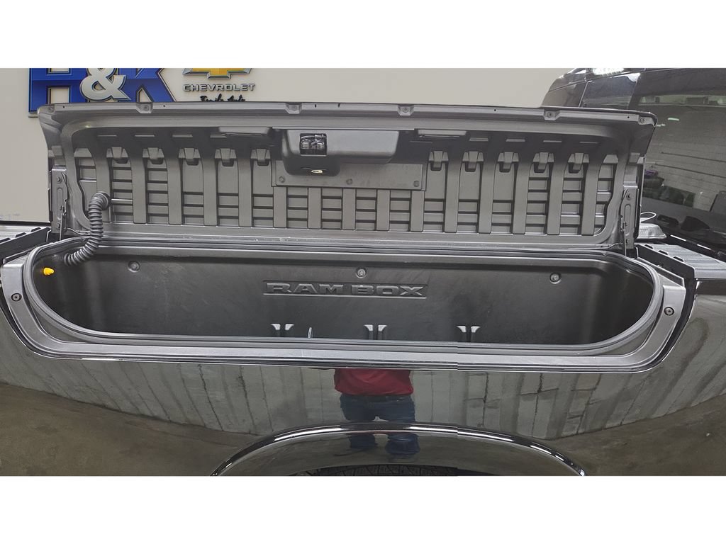 Used 2025 RAM 1500 Tungsten w/ Trailer Tow Group AWD/4WD image 37