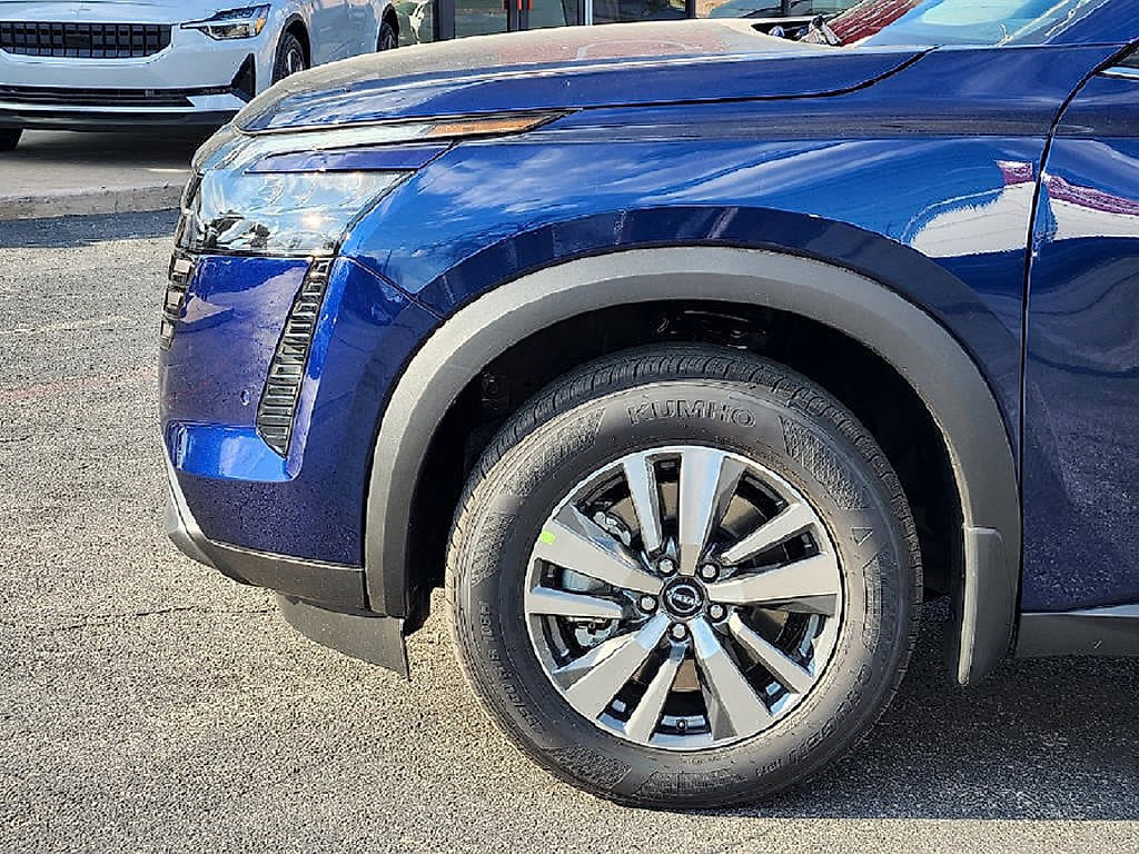 New 2026 Nissan Pathfinder SL FWD image 10