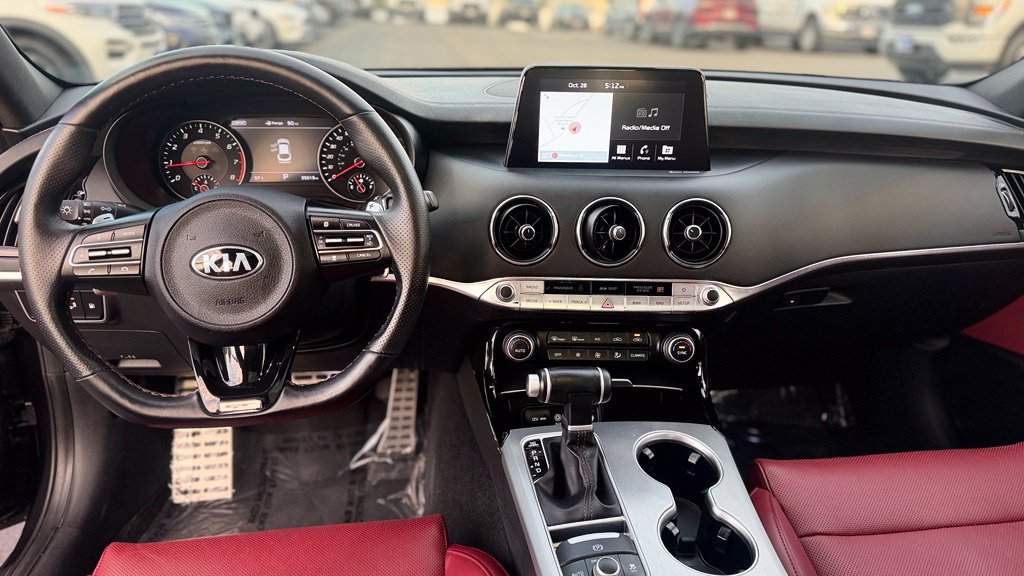 Used 2021 Kia Stinger GT1 AWD/4WD image 12