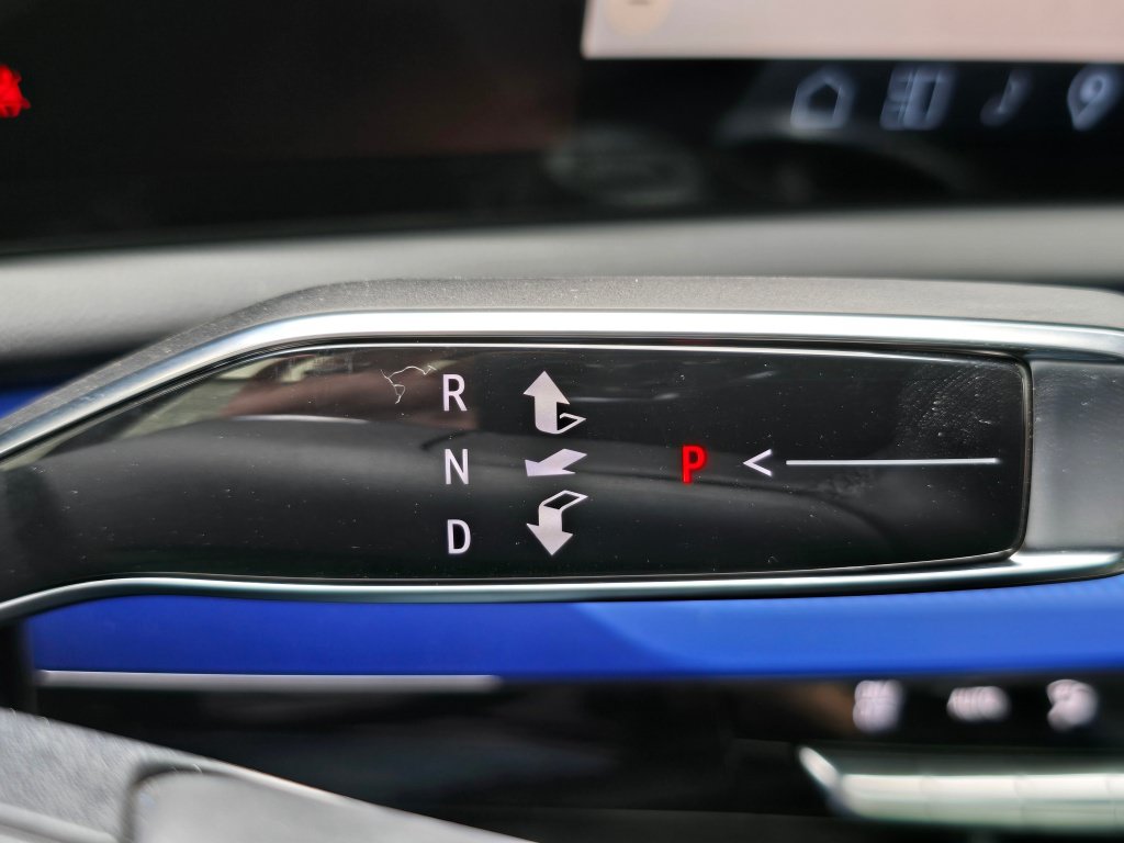 New 2026 Cadillac Optiq V w/ Magnus Launch Edition AWD/4WD image 44