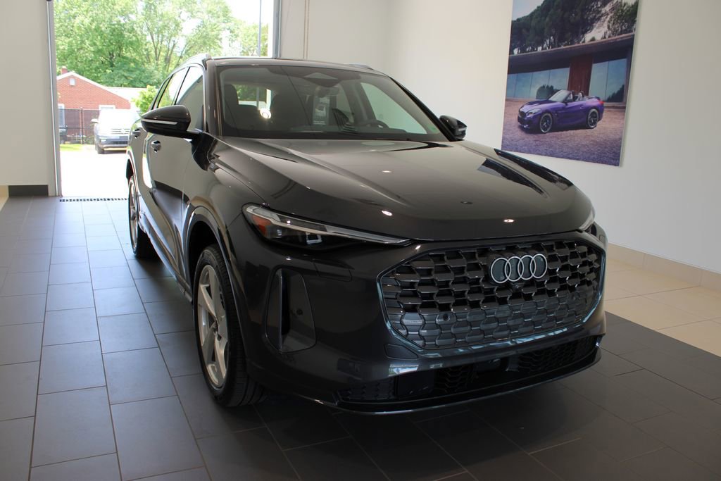 New 2025 Audi Q5 Premium Plus image 2