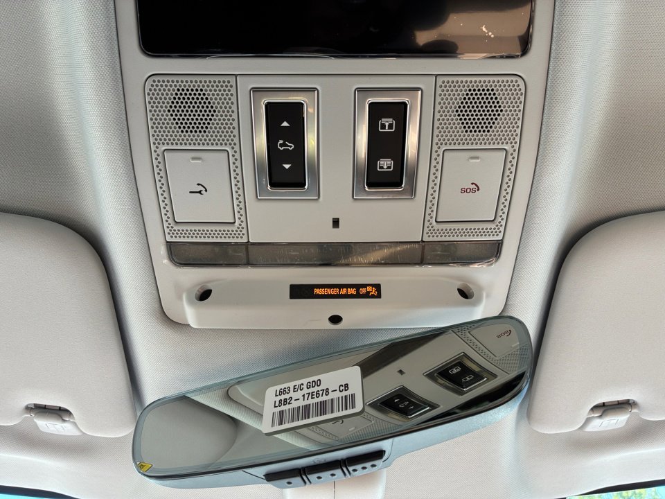 New 2026 Land Rover Defender 130 S AWD/4WD image 21