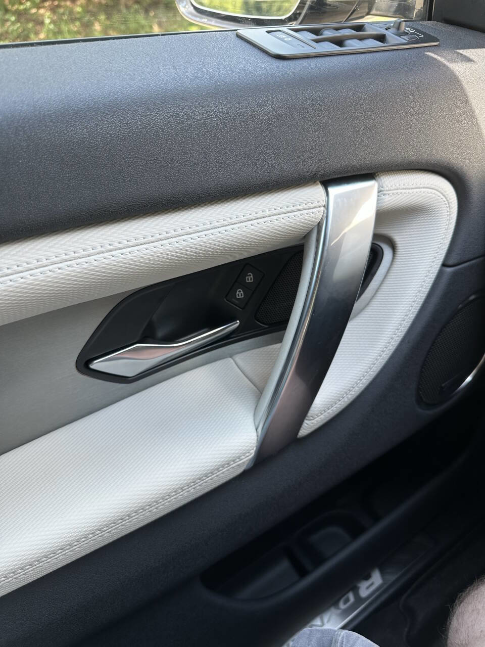 Used 2023 Land Rover Discovery Sport S R-Dynamic image 29