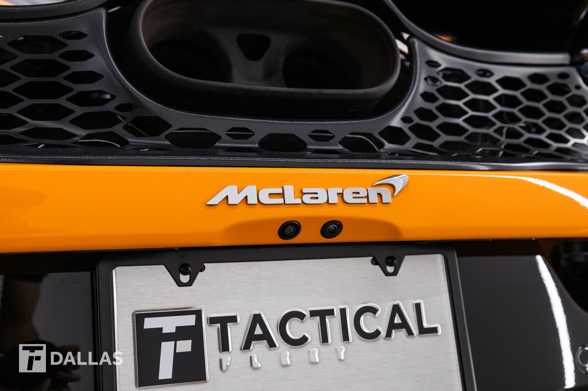 Used 2024 McLaren 750S Spider RWD image 13