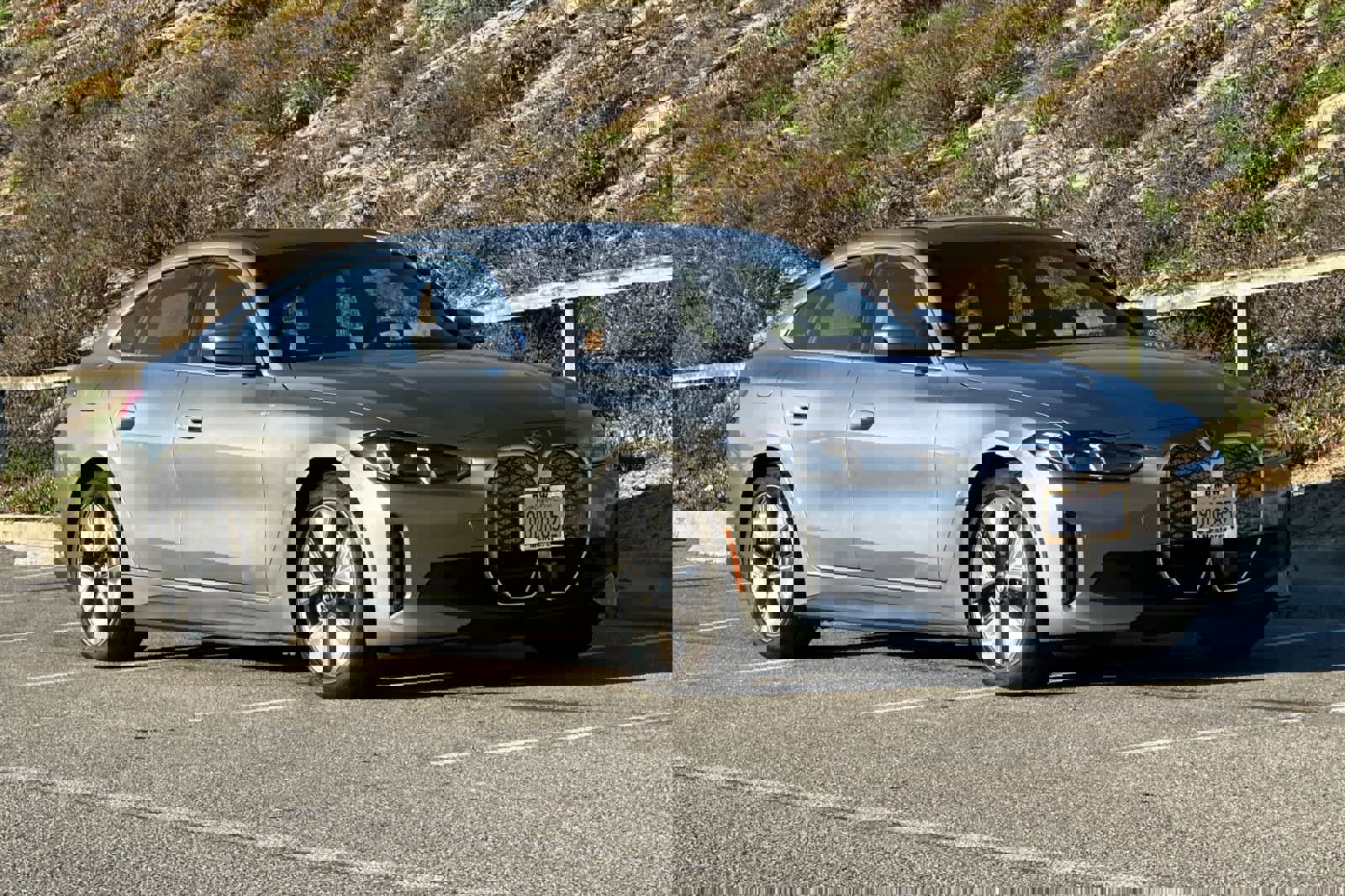 Used 2025 BMW i4 eDrive40 w/ Premium Package image 5