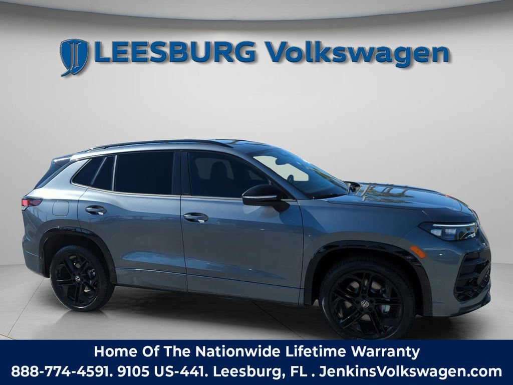 New 2026 Volkswagen Tiguan SE R-Line AWD/4WD image 2