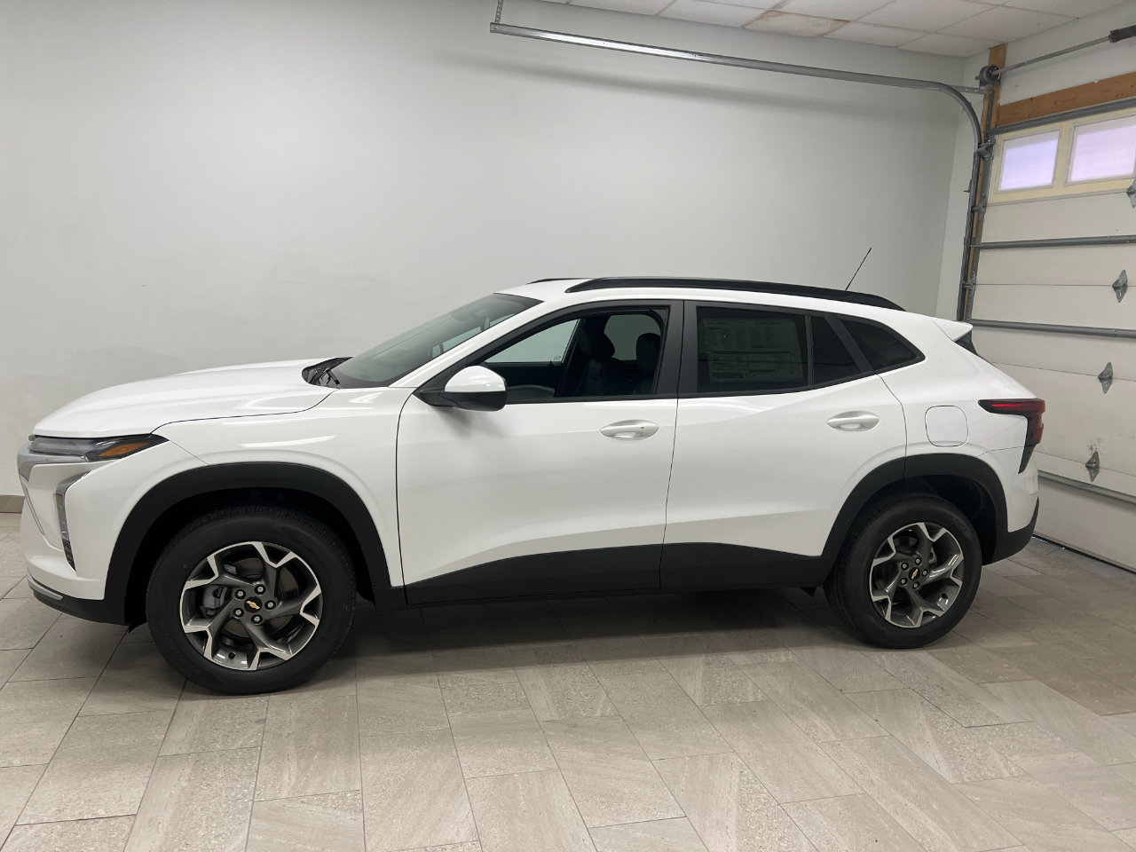 New 2026 Chevrolet Trax LT image 5