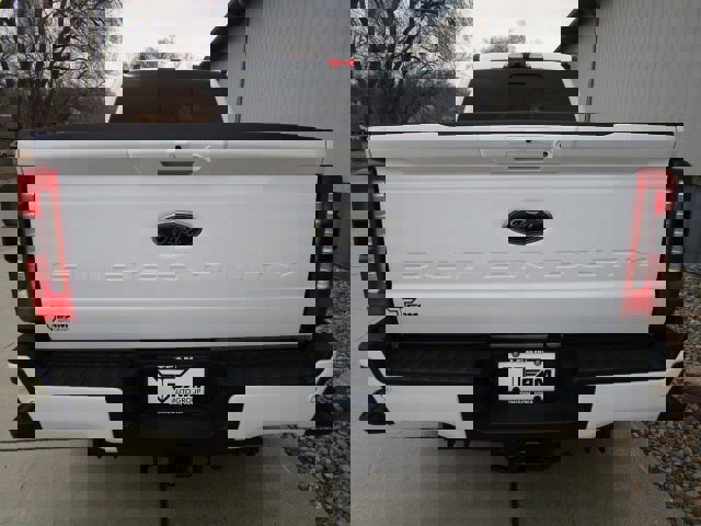 New 2026 Ford F250 Lariat w/ Black Appearance Package image 6