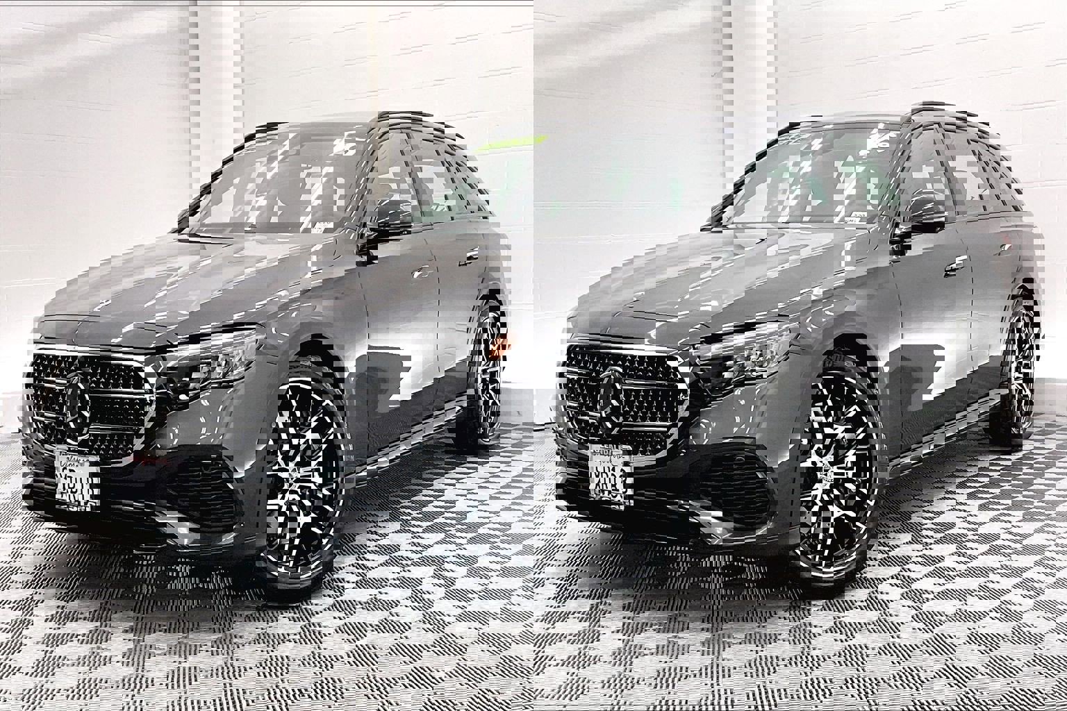 Used 2026 Mercedes-Benz E 450 4MATIC All-Terrain Wagon image 12