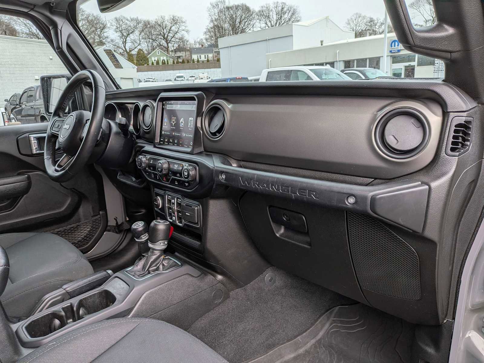 Used 2022 Jeep Wrangler Unlimited Sport image 23