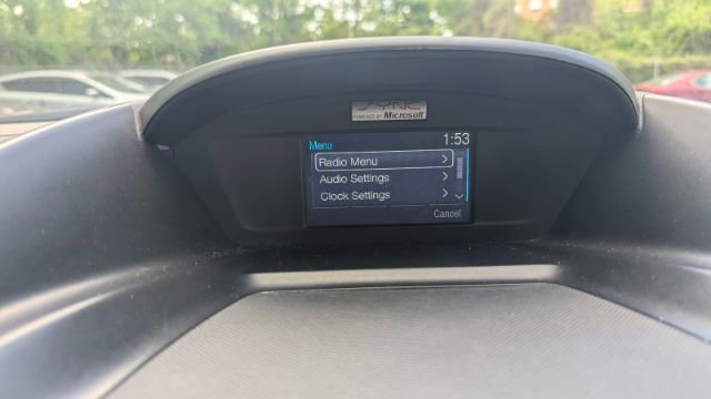 Used 2015 Ford Escape SE FWD image 28