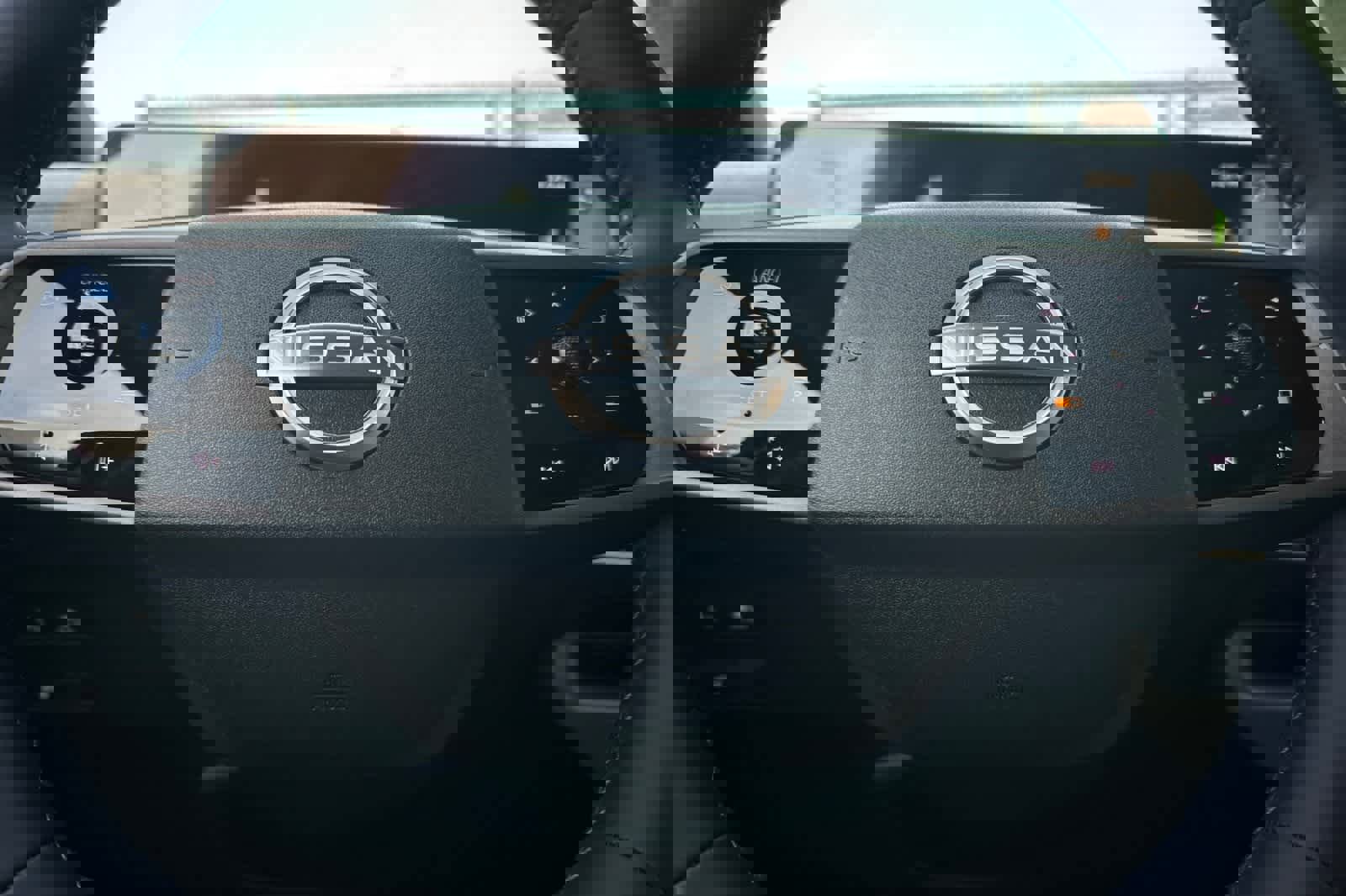 New 2026 Nissan Leaf Platinum+ image 27