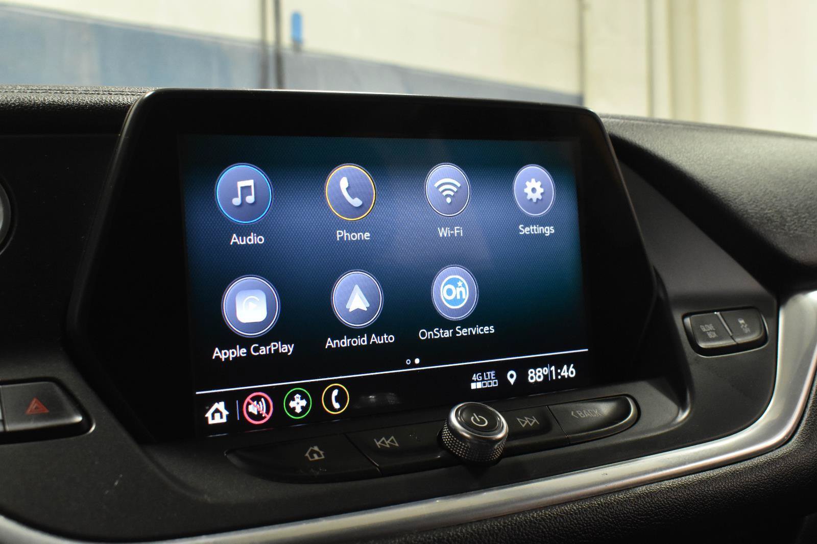 Used 2020 Chevrolet Blazer LT FWD image 15