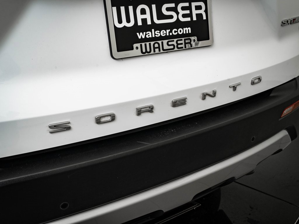 Used 2021 Kia Sorento SX Prestige image 16