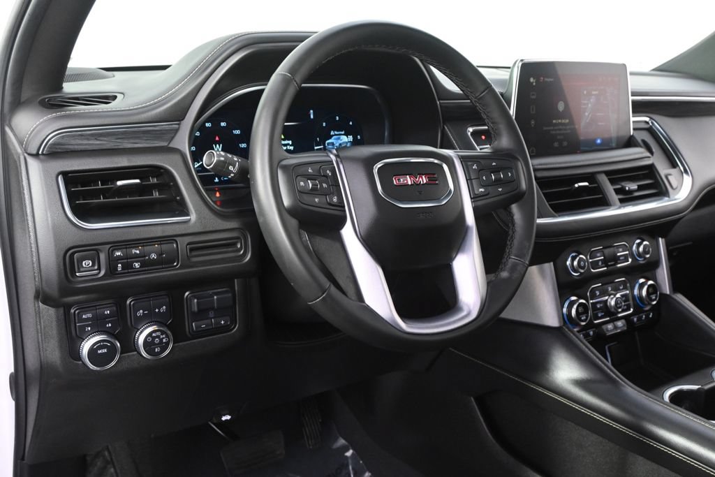 Used 2024 GMC Yukon SLT w/ SLT Premium Package AWD/4WD image 12