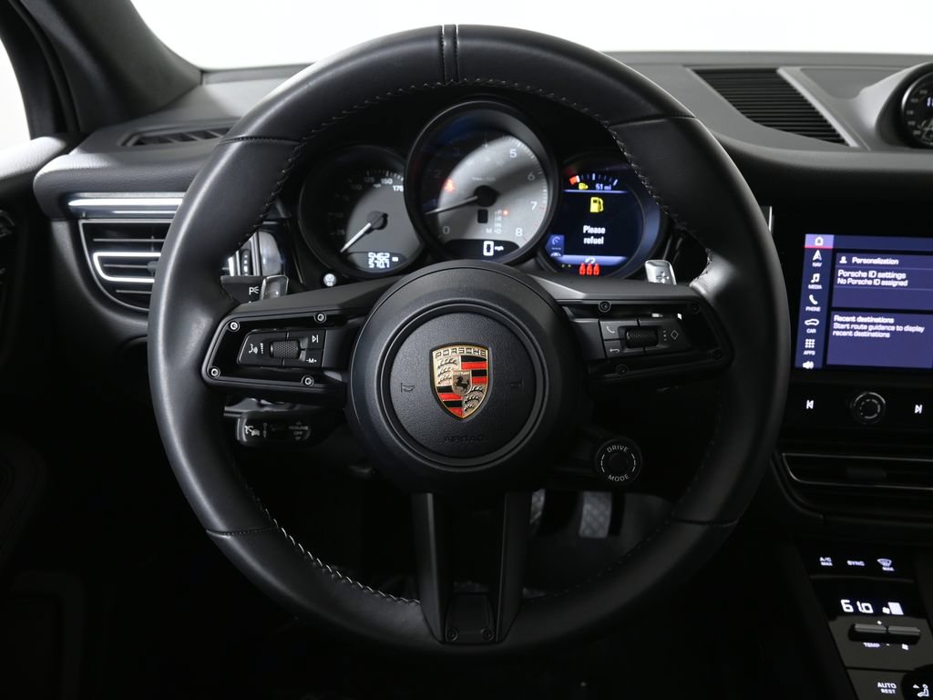 Used 2026 Porsche Macan S AWD/4WD image 18