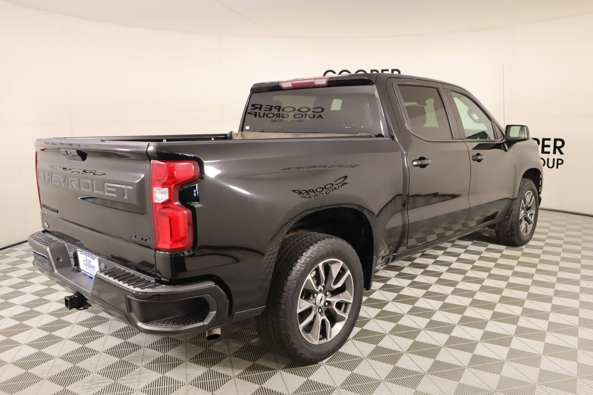 Used 2020 Chevrolet Silverado 1500 RST w/ RST Value Package image 19