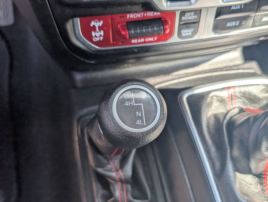 Used 2021 Jeep Gladiator Rubicon w/ LED Lighting Group AWD/4WD image 22