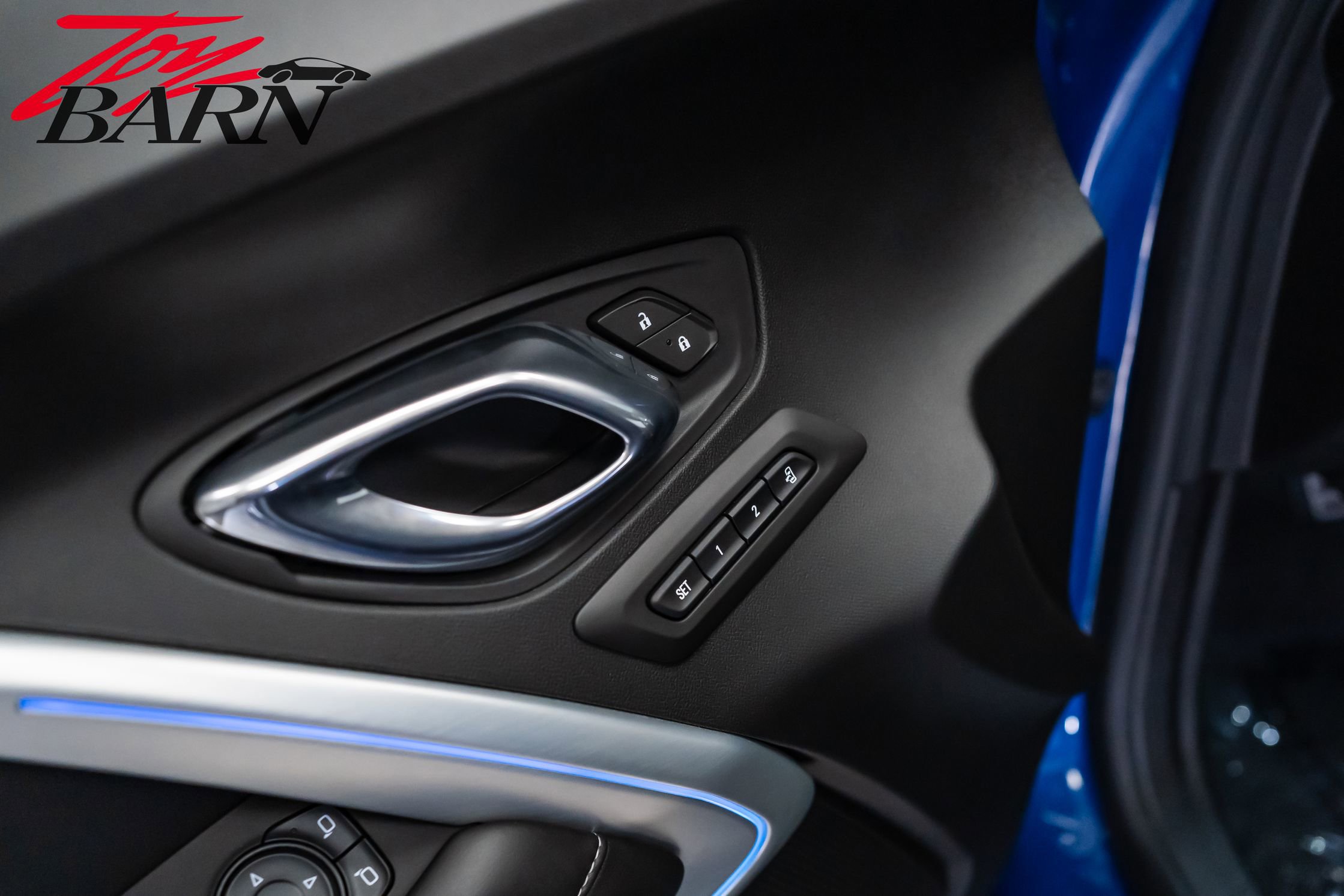 Used 2019 Chevrolet Camaro SS RWD image 21