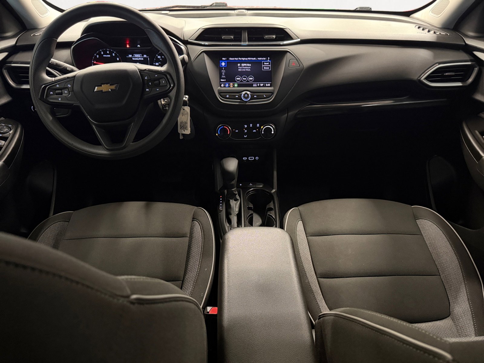 Used 2022 Chevrolet TrailBlazer LS FWD image 3