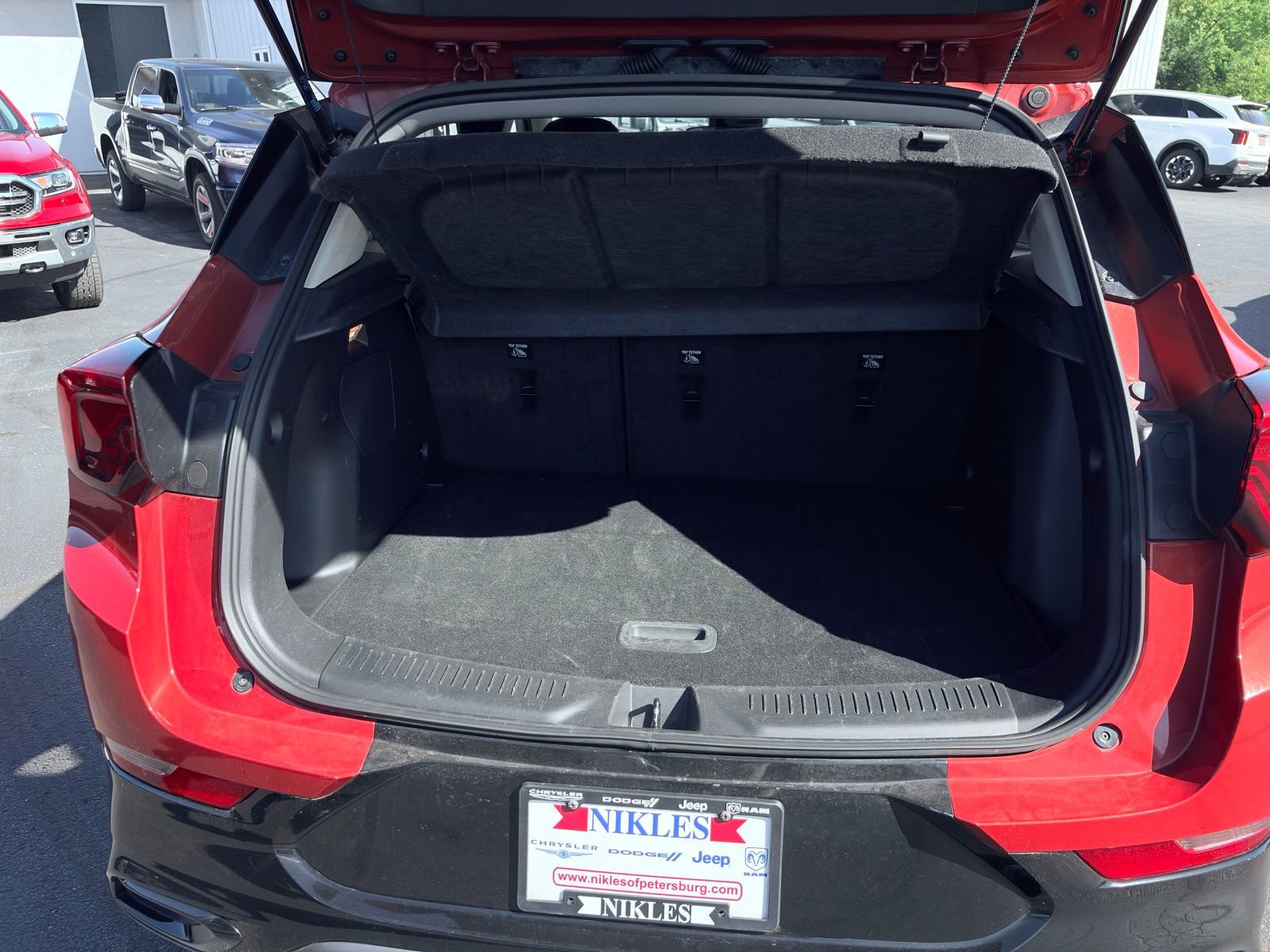 Used 2024 Buick Encore GX Sport Touring w/ Comfort Package image 8